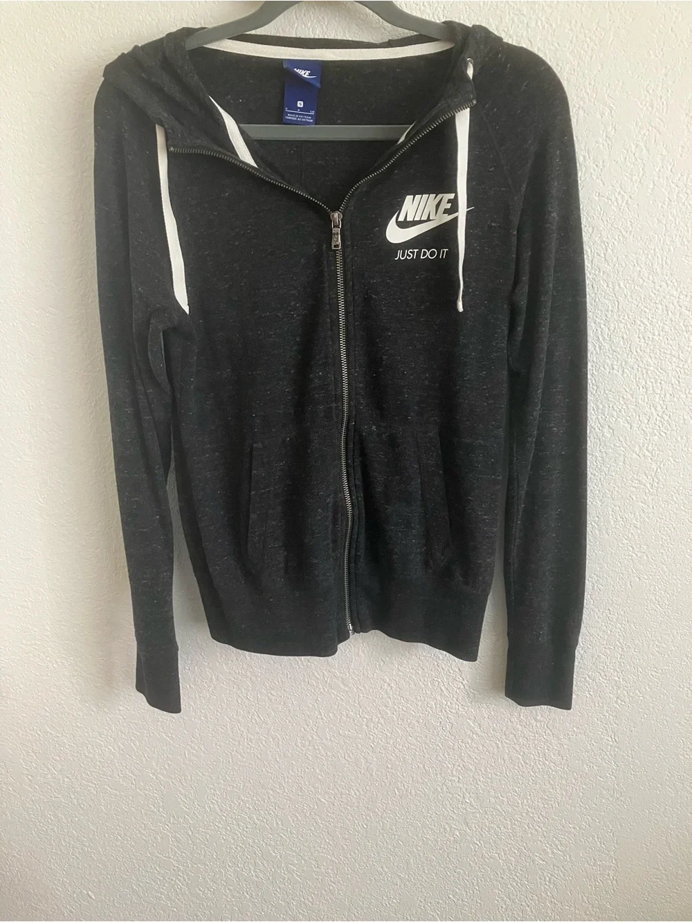Nike Full-Zip Hoodie with White Logo & Drawstrings